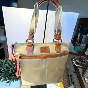 Coach Hampton Shoulder Bag 11744 Tan Sateen vintage
